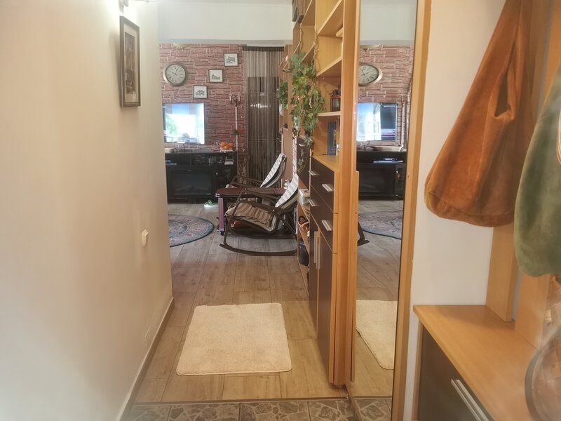 Central Plevnei (vizavi de Orhideea Gardens),