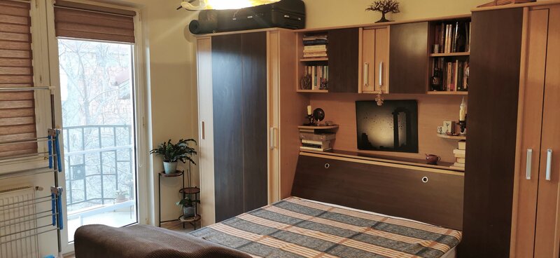 Central Plevnei (vizavi de Orhideea Gardens),